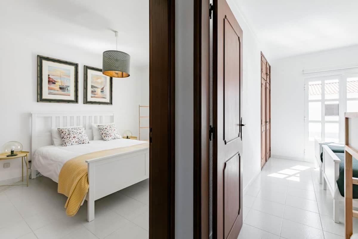 וילה נובה דה קסלה Beachfront Villa With Private Pool In Manta Rota מראה חיצוני תמונה