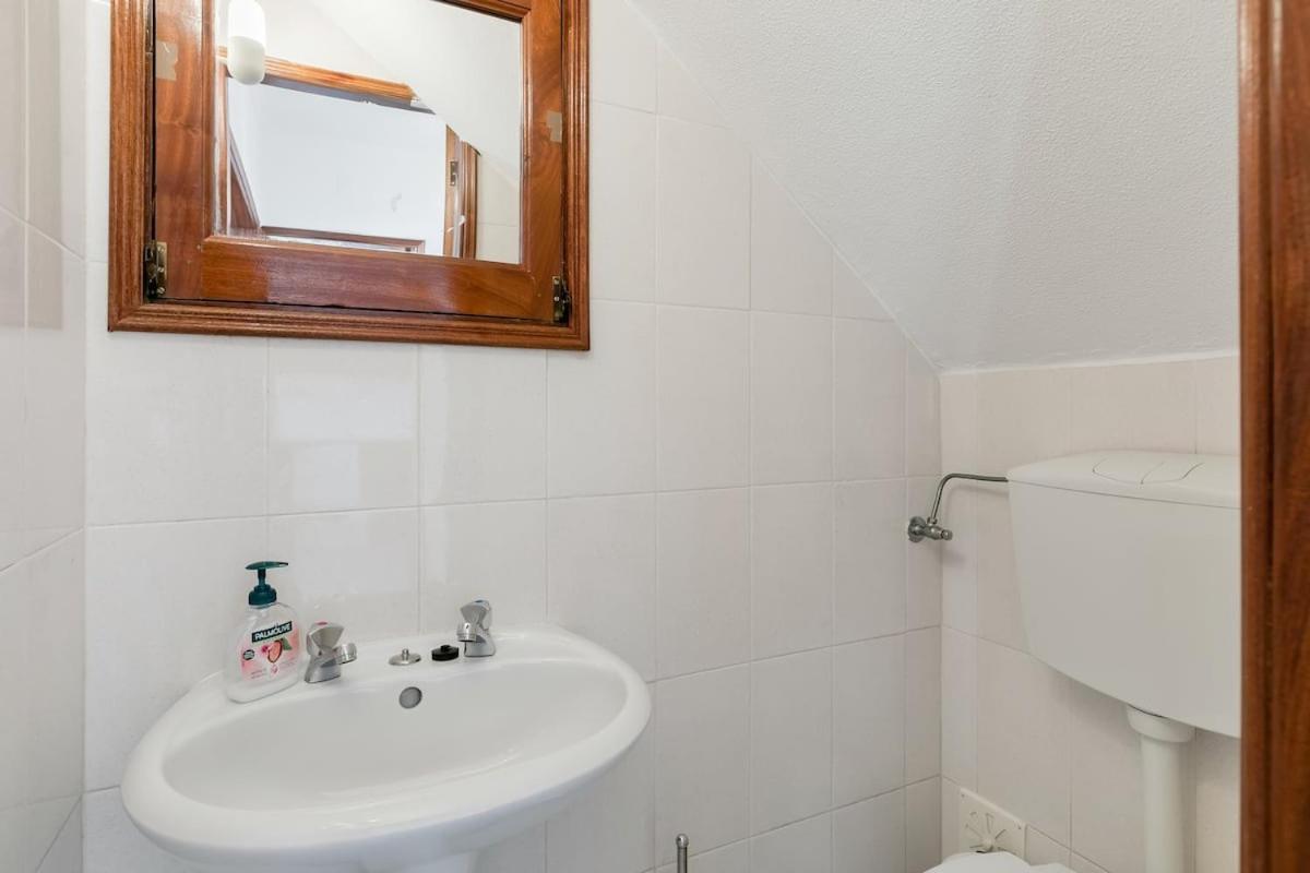 וילה נובה דה קסלה Beachfront Villa With Private Pool In Manta Rota מראה חיצוני תמונה