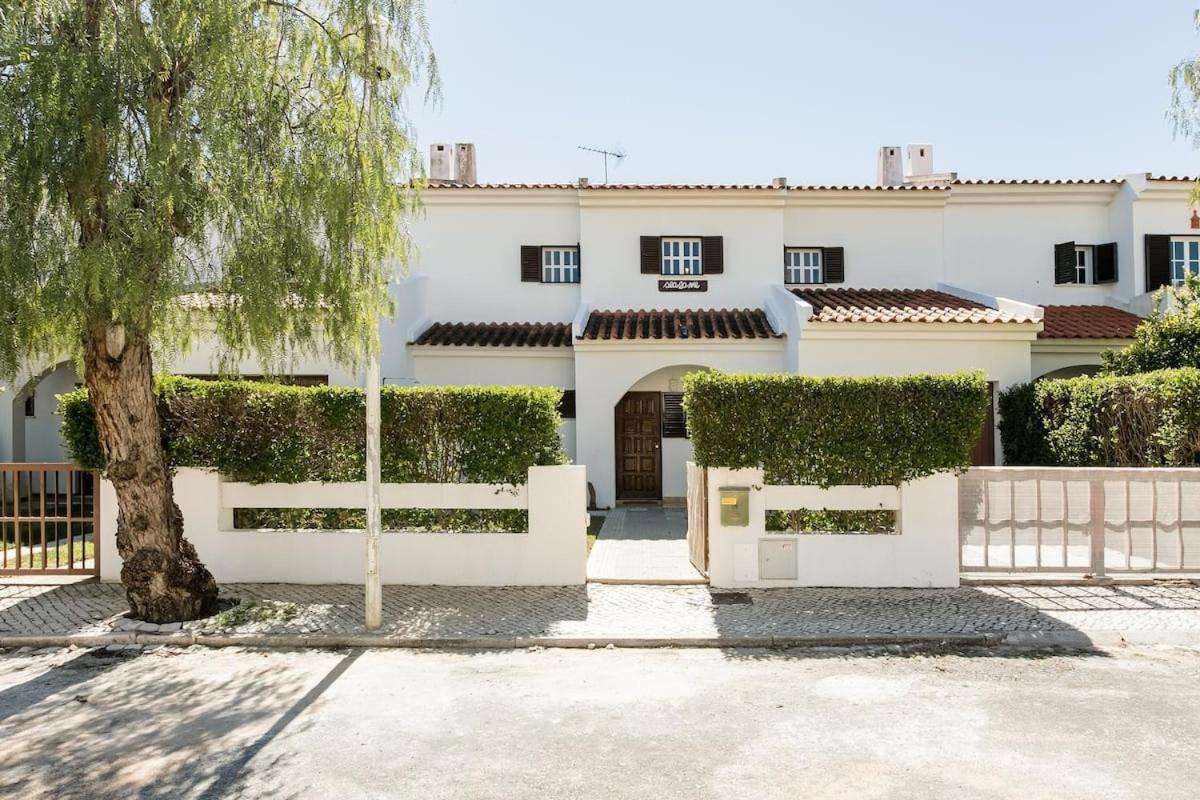 וילה נובה דה קסלה Beachfront Villa With Private Pool In Manta Rota מראה חיצוני תמונה