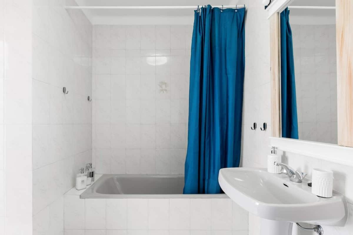 וילה נובה דה קסלה Beachfront Villa With Private Pool In Manta Rota מראה חיצוני תמונה
